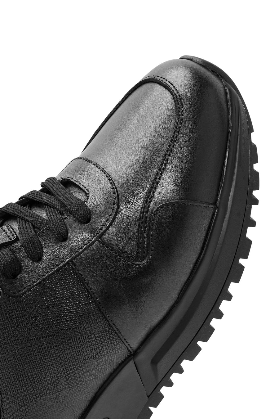 
Men's Black Lace-Up Thick Sole Leather Sneaker
