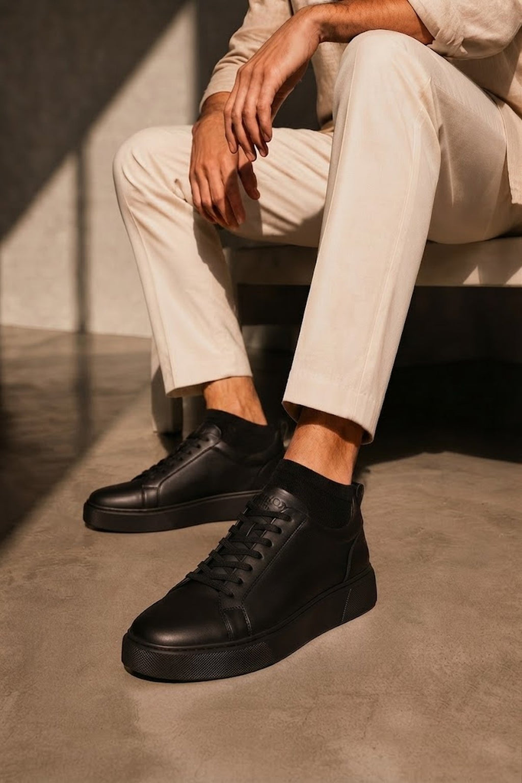 Erkek Siyah Bağcıklı Deri Sneaker