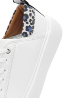 ACBC x Derimod Kadın Beyaz Bağcıklı Leopar Detaylı Sneaker | Derimod