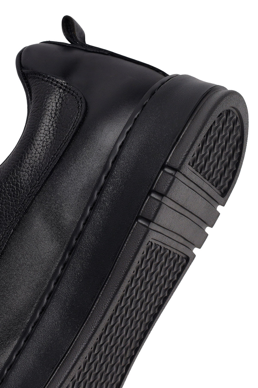 Erkek Siyah Bağcıklı Kalın Tabanlı Deri Sneaker