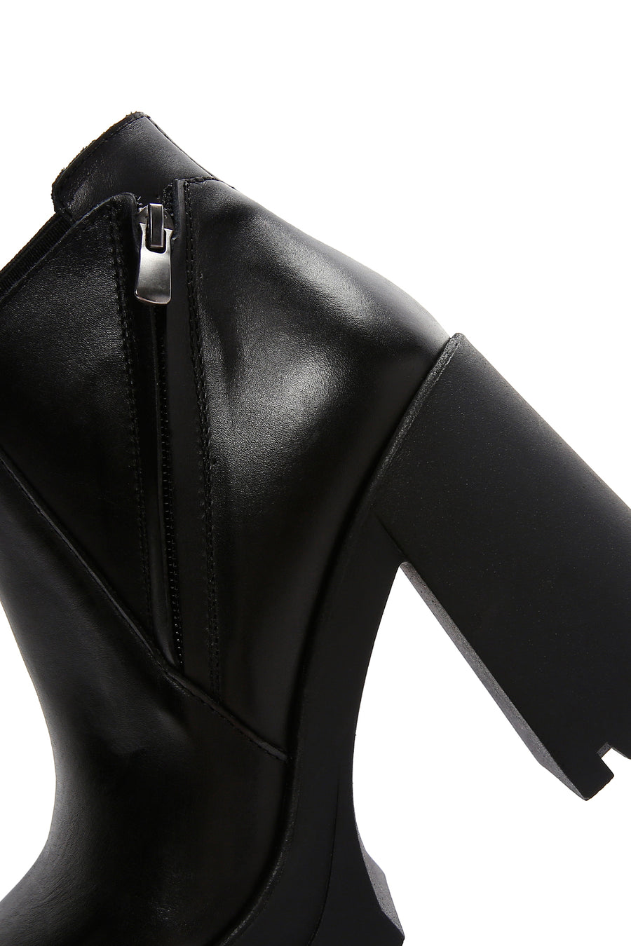 Woman Black Zip Closure Thick-Heeled Leather Boots
