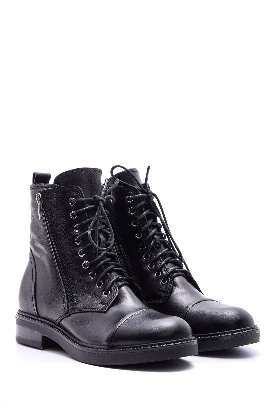 Women's Zipper Detailed Leather Boots
