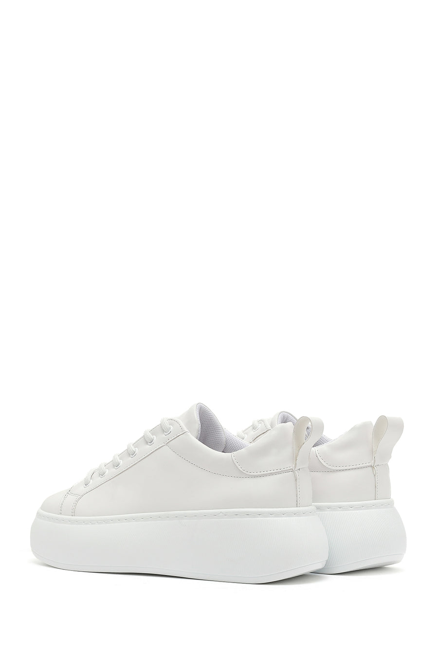 Kadın Beyaz Bağcıklı Kalın Tabanlı Sneaker