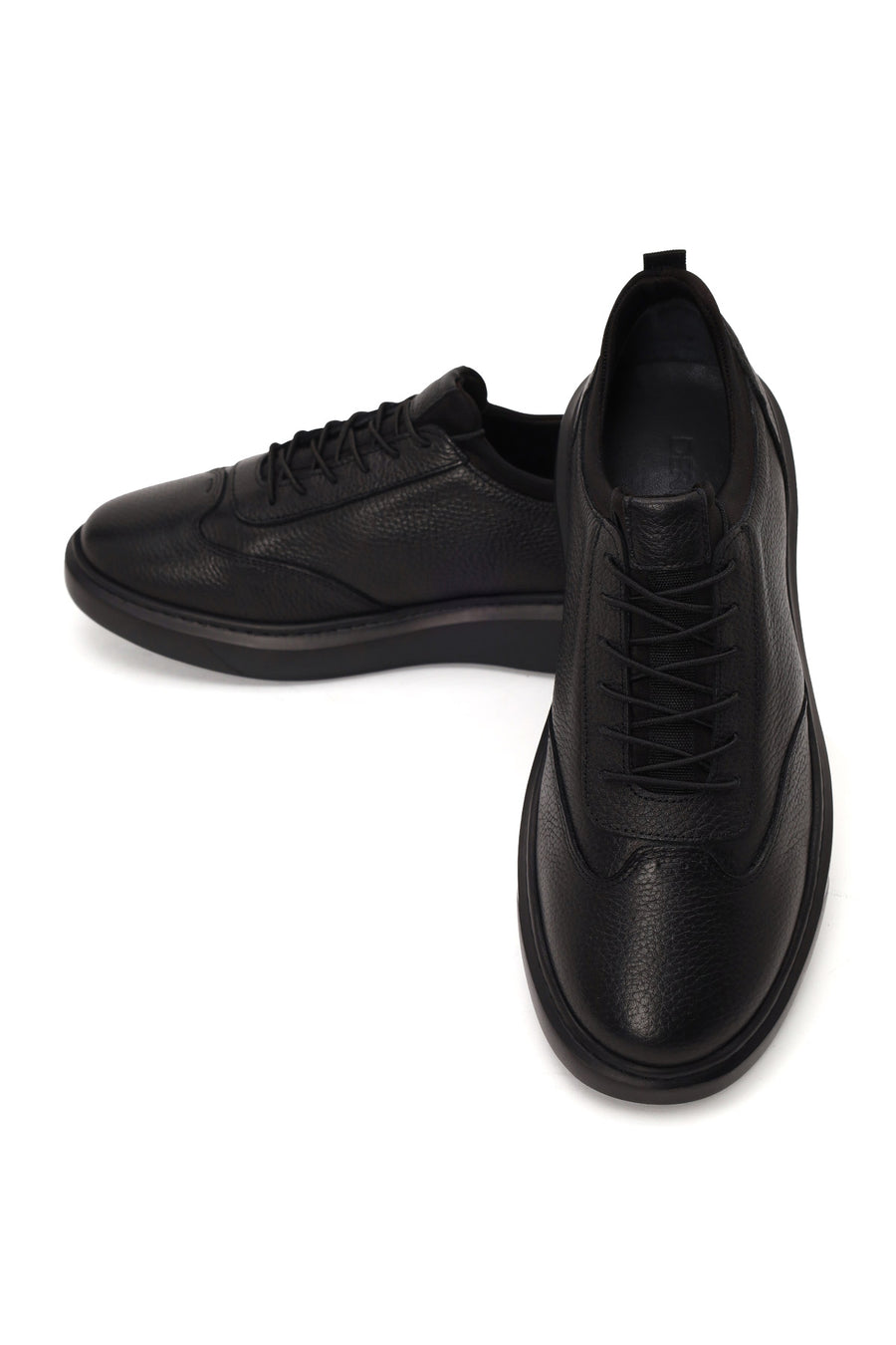 Male Black Lace-Up Thick-Soled Leather Sneaker