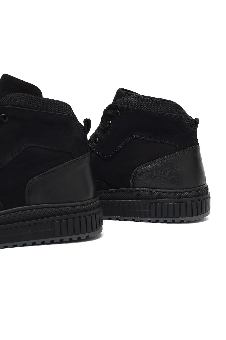 Male Black Lace-Up Thick-Soled Nubuck Leather Sports Boots