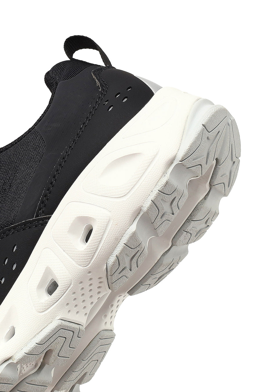 Derimod Studio Kadın Siyah Bağcıklı Kalın Tabanlı Sneaker