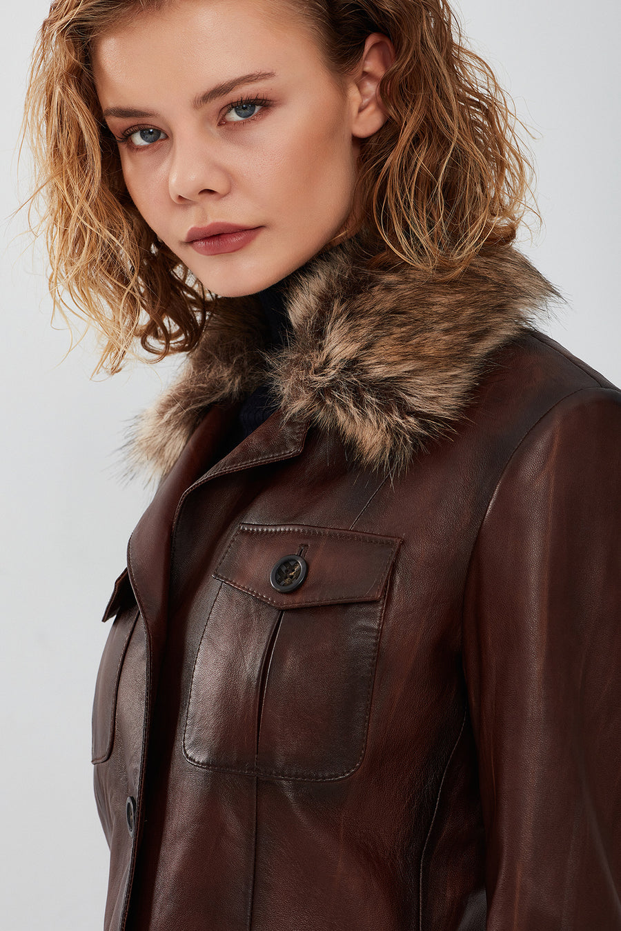 Anais Kadın Kahverengi Yakası Kürklü Blazer Deri Ceket
