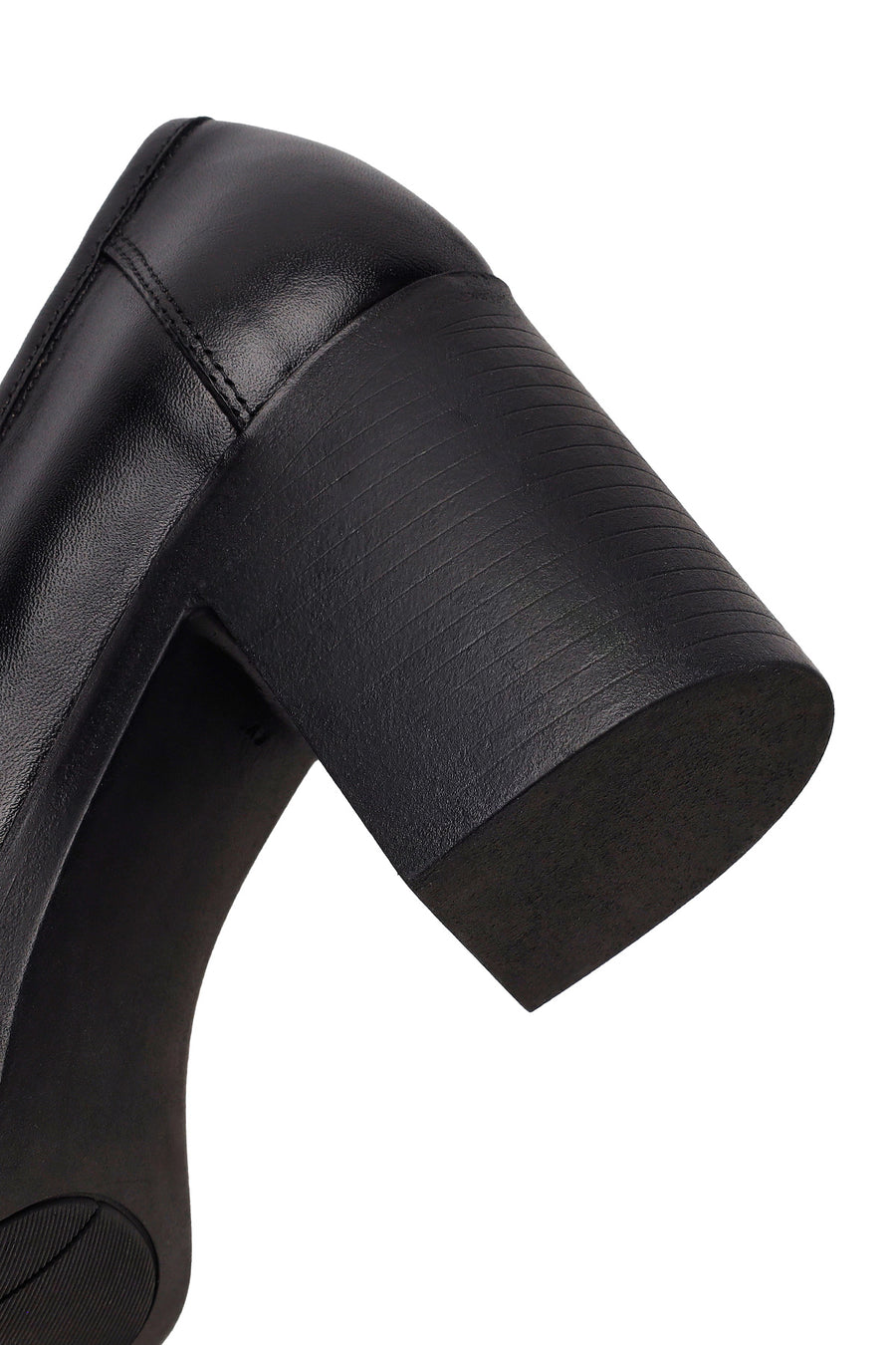 Woman Black Thick-Heeled Leather Loafer