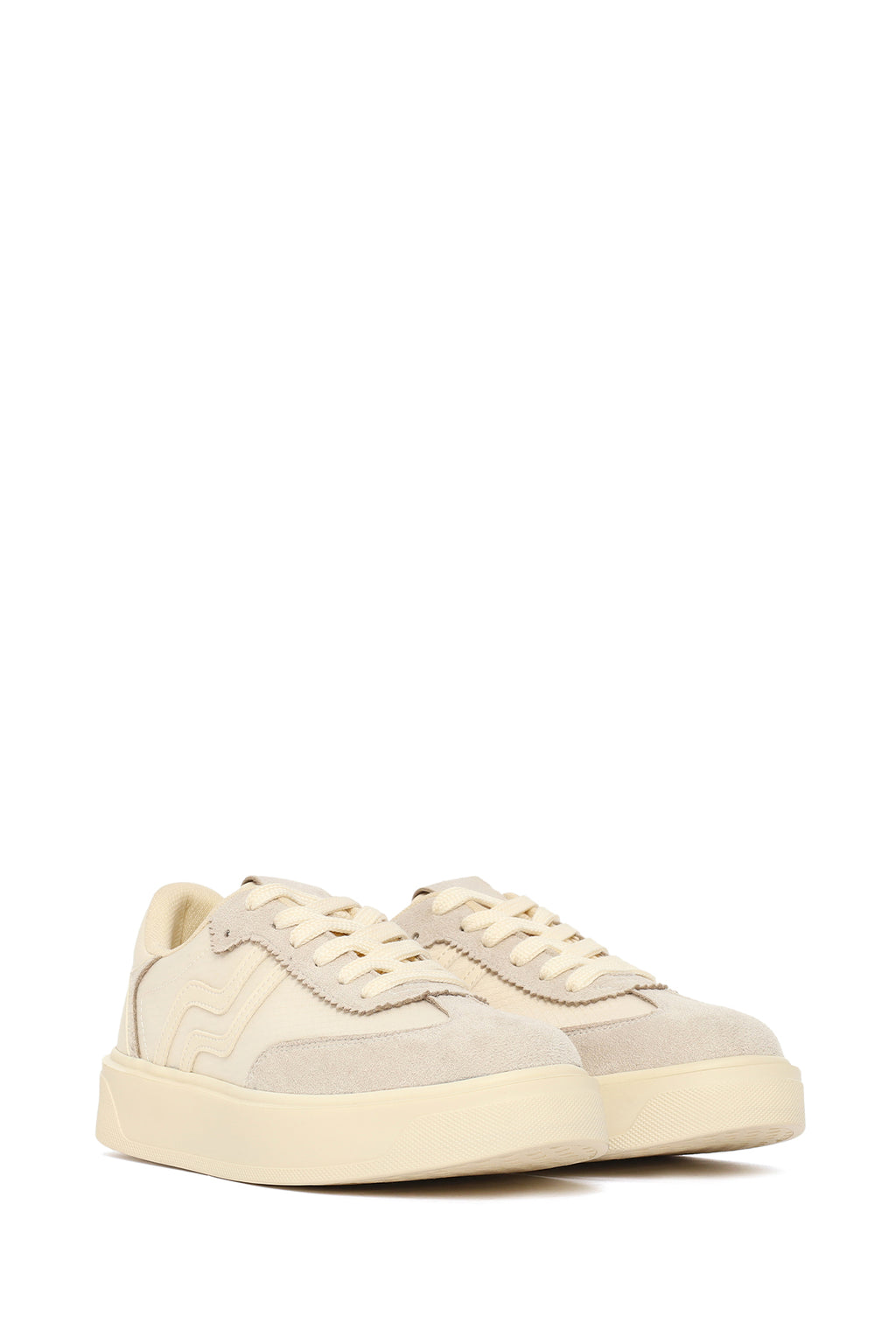 Kadın Bej Bağcıklı Sneaker
