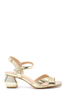 Women's Shiny Mid Heel Sandals | Derimod