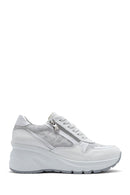 Kadın Beyaz Dolgu Topuklu Bağcıklı Deri Sneaker | Derimod