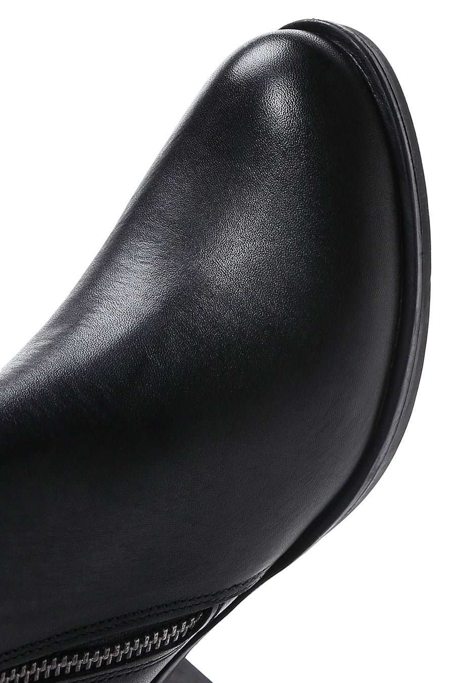 Woman Black Zip Closure Heeled Leather Boots
