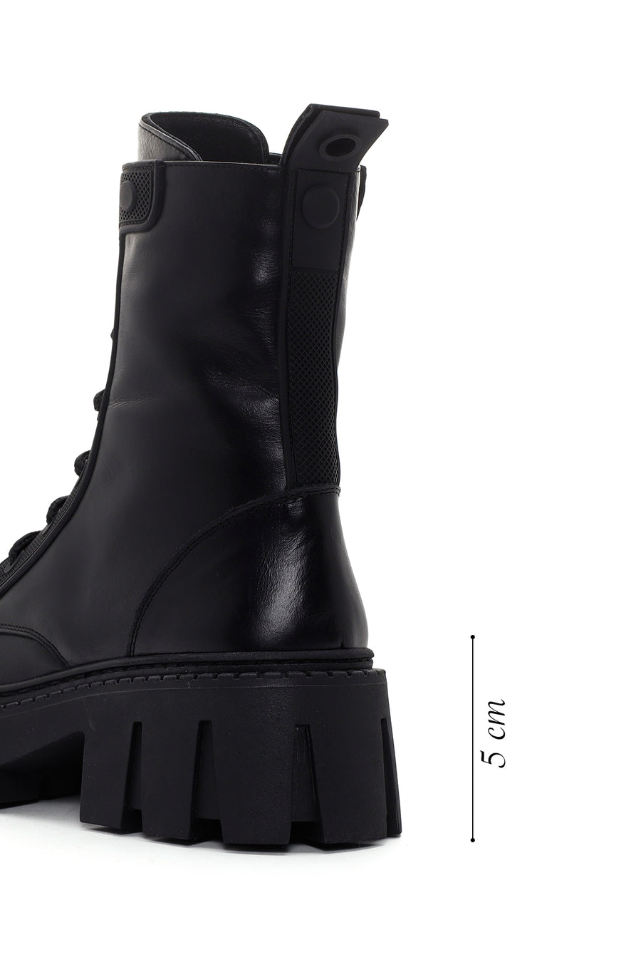 Women's Black Zippered Leather Boots