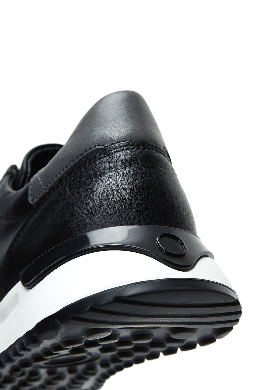 Men's Black Lace-Up Leather Casual Sneaker