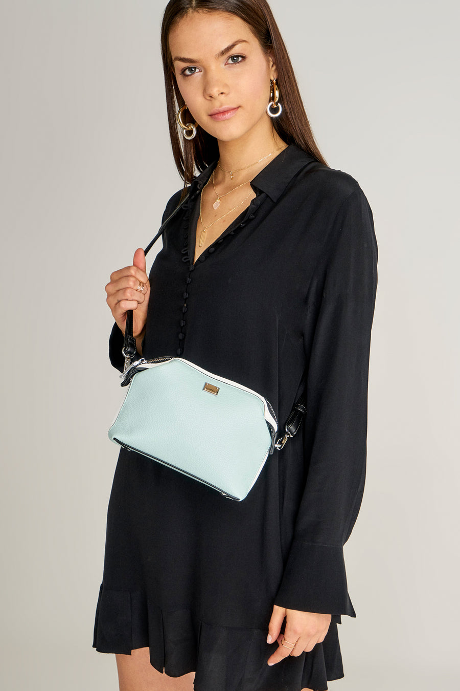 Women's Crossbody Bag 18SBD2626FT | Derimod