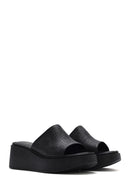 Women's Black Thick-Soled Printed Leather Comfort Slippers | Derimod