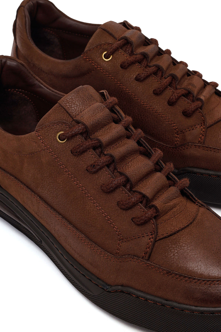 Erkek Kahverengi Bağcıklı Kalın Tabanlı Nubuk Deri Casual Sneaker