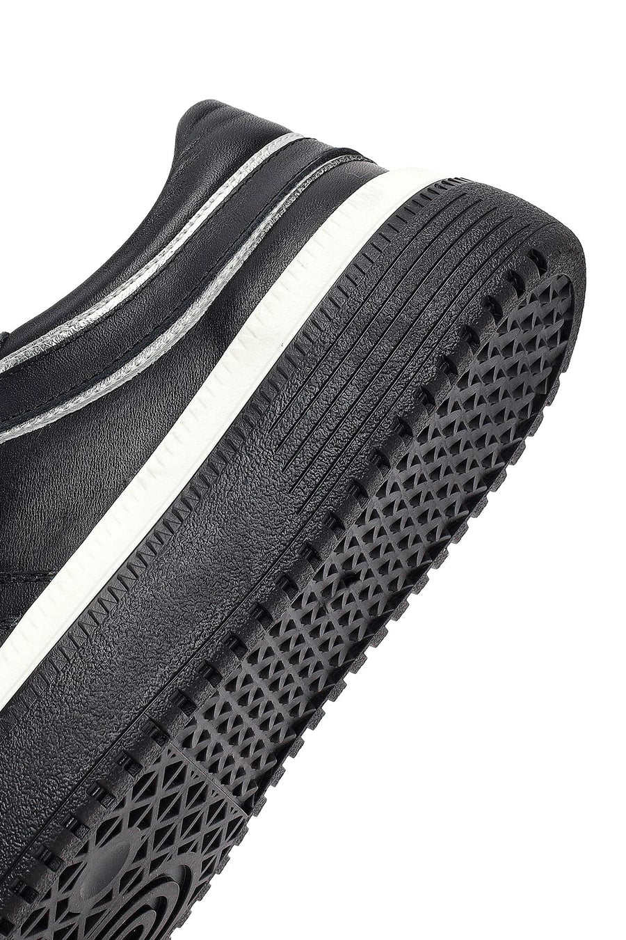 Women's Black Lace-Up Thick-Soled Leather Sneaker