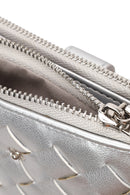 Woman Silver Metallic Wallet | Derimod