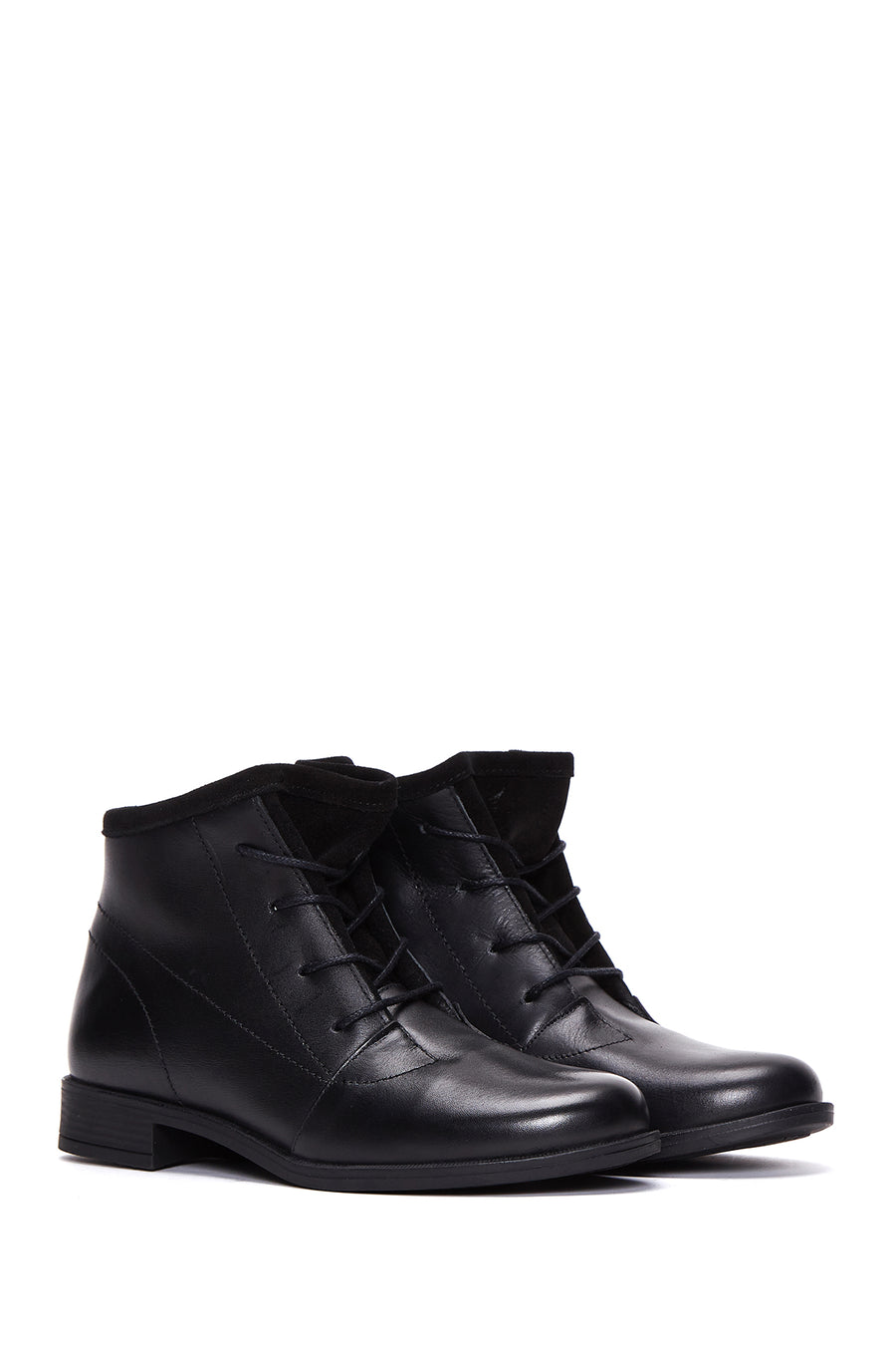 
Women's Black Zippered Casual Leather Boot
