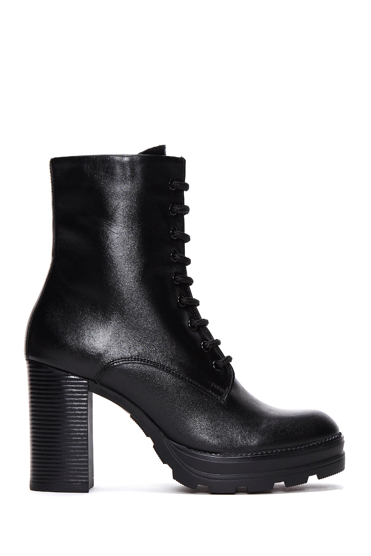 Complete the Look by Purchasing Together!