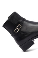 Woman Black Zip Closure Leather Boots | Derimod