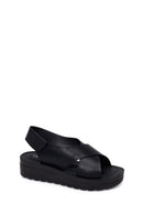 Woman Black Thick-Soled Sandal | Derimod