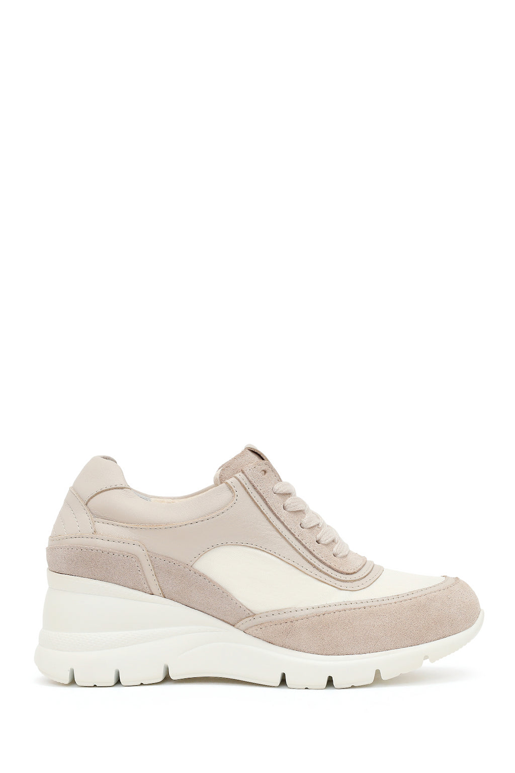 Kadın Bej Bağcıklı Dolgu Topuklu Süet Deri Sneaker