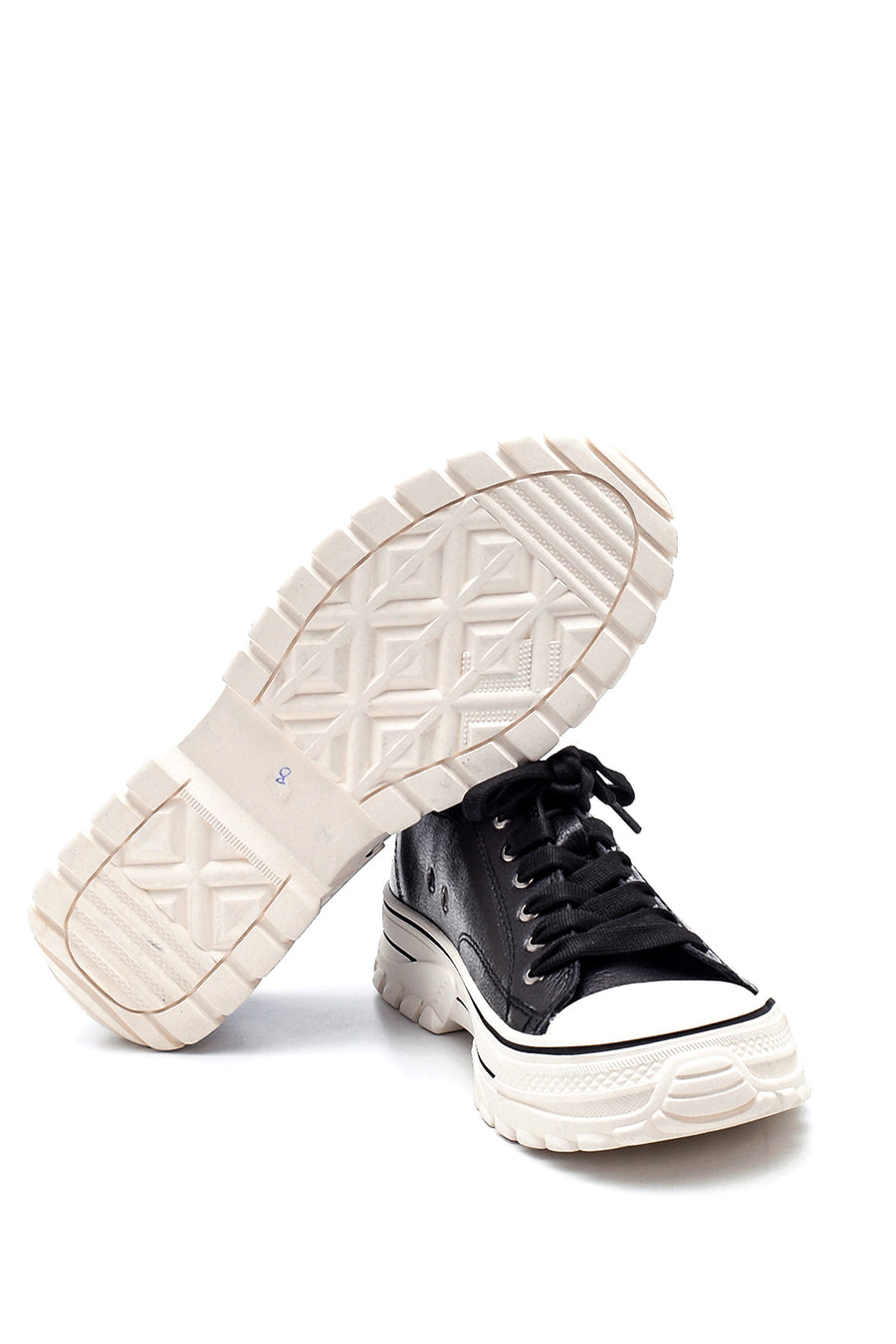 Women's Leather Sneaker