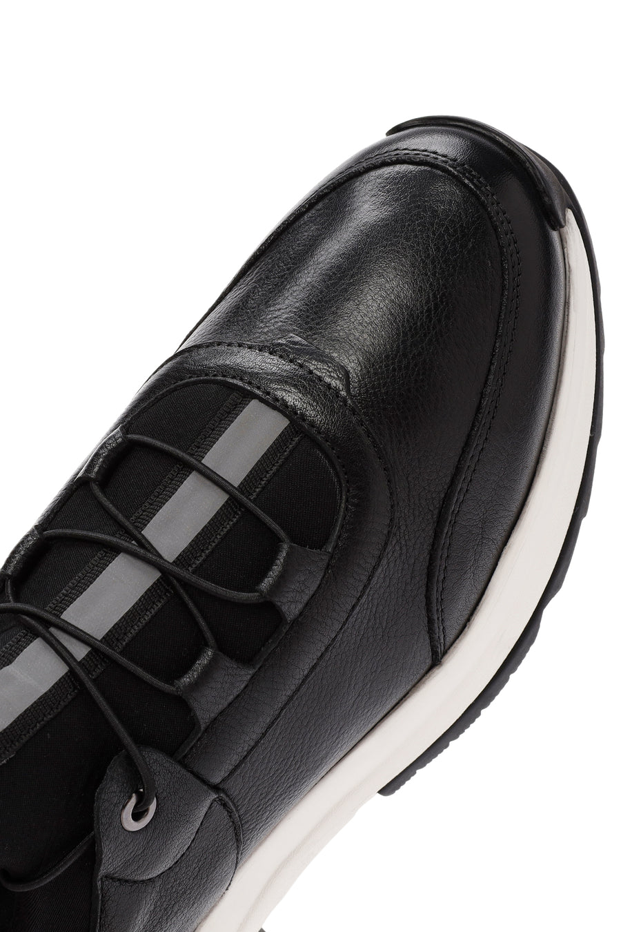 Men's Black Lace-Up Leather Casual Sneaker