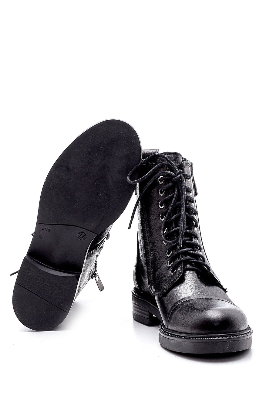 Women's Leather Zipper Detailed Boots