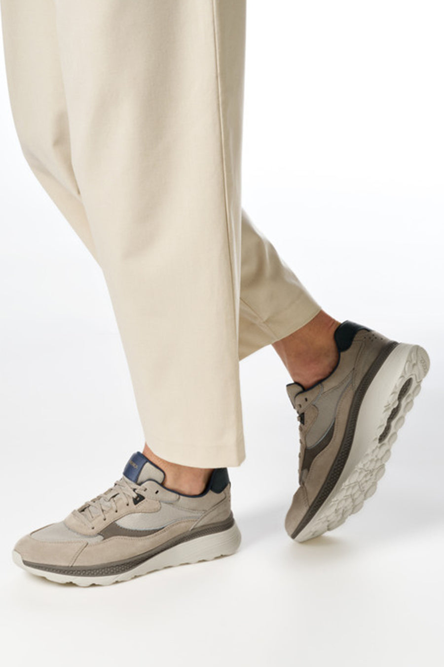 Geox Men's Beige U Spherica Active X1 A - Mes Water Laced Sneaker