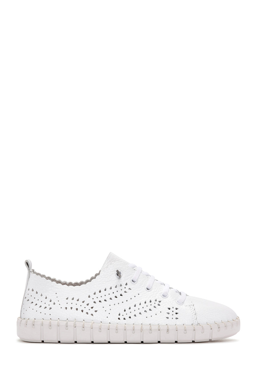 Woman White Laced Patterned Leather Comfort Shoes 25SFD5006FT | Derimod