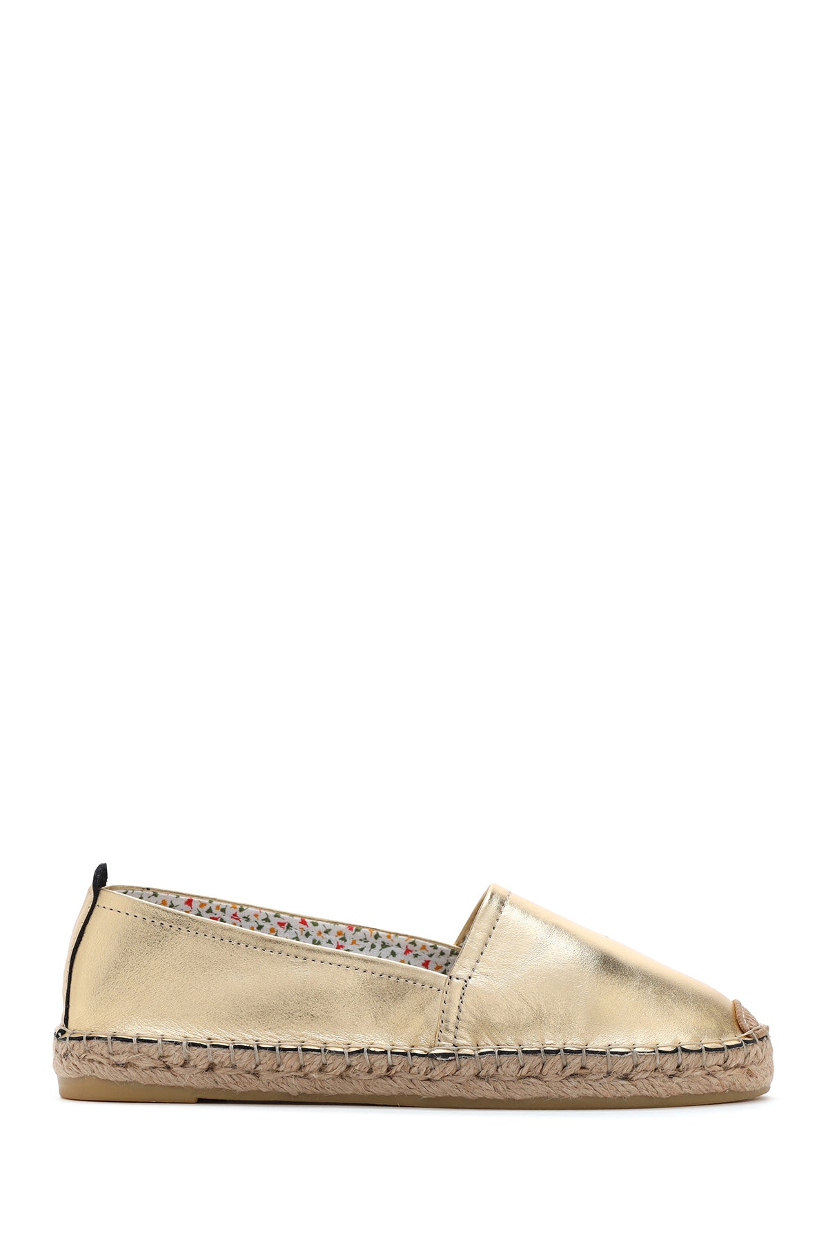 Complete the Look by Purchasing Together!