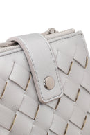Woman Silver Metallic Wallet | Derimod