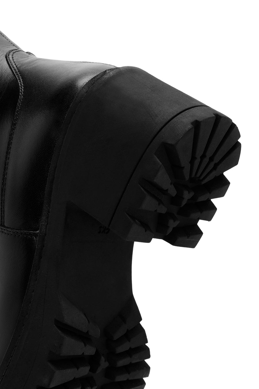 Woman Black Zip Closure Chunky Heeled Leather Boots
