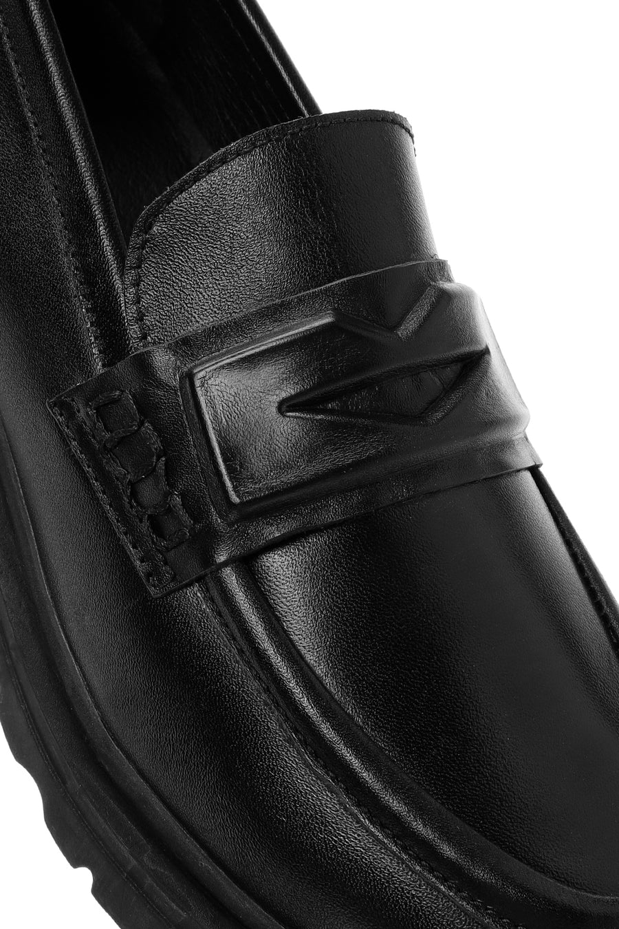 Women's Black Leather Masculine Loafer