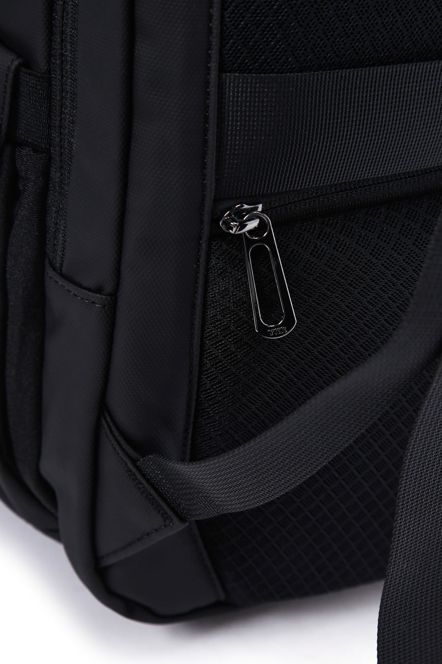 D-Pack Unisex Siyah Teknolojik Kumaş Hardcase Sırt Çantası
