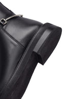 Woman Black Zip Closure Leather Boots | Derimod