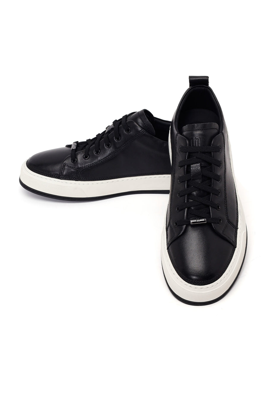 Male Black Lace-Up Leather Sneaker