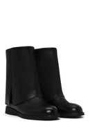 Woman Black Leather Boots | Derimod