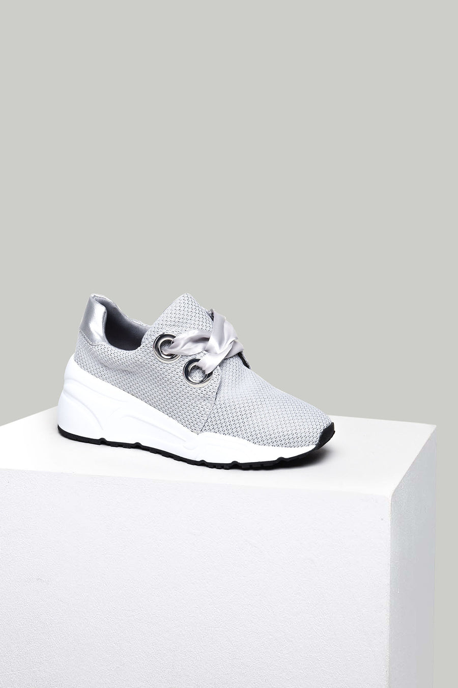 Yüksek Tabanlı Kadın Deri Sneaker 18SFD10806F | Derimod