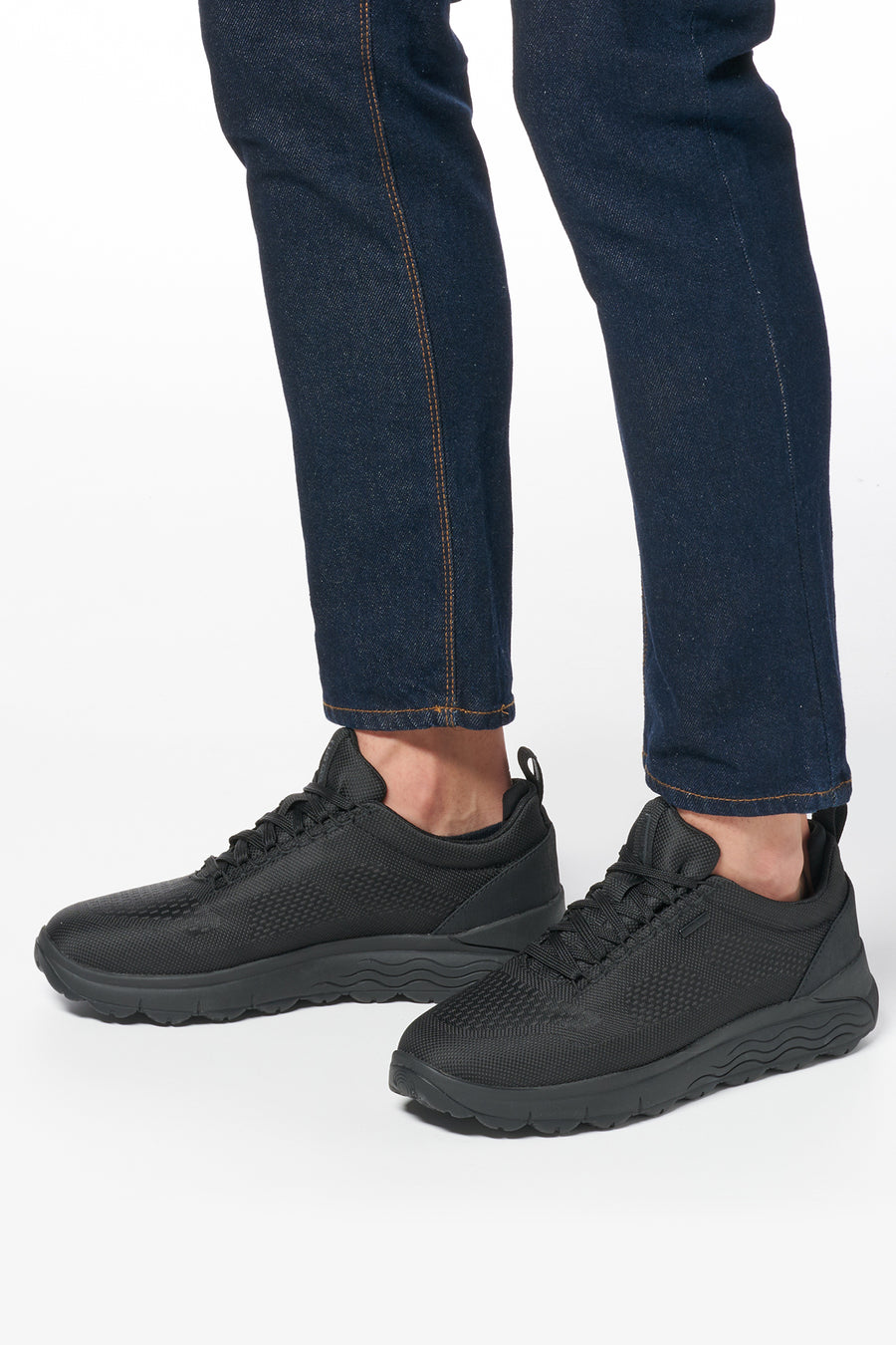 Geox Men's Black Spherica 4x4 Abx B Lace-Up Waterproof Leather Sneaker