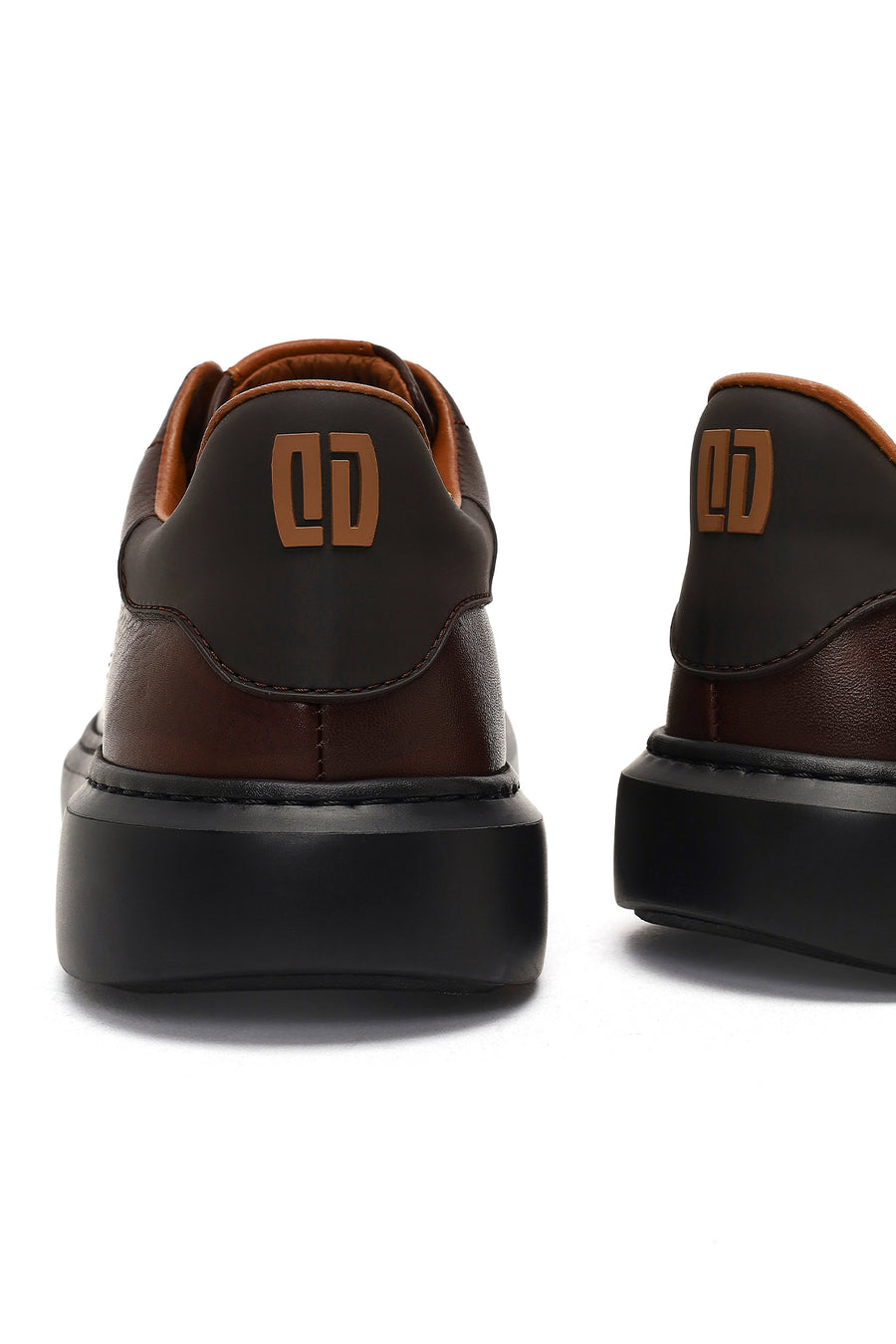 Erkek Kahverengi Bağcıklı Kalın Tabanlı Deri Sneaker