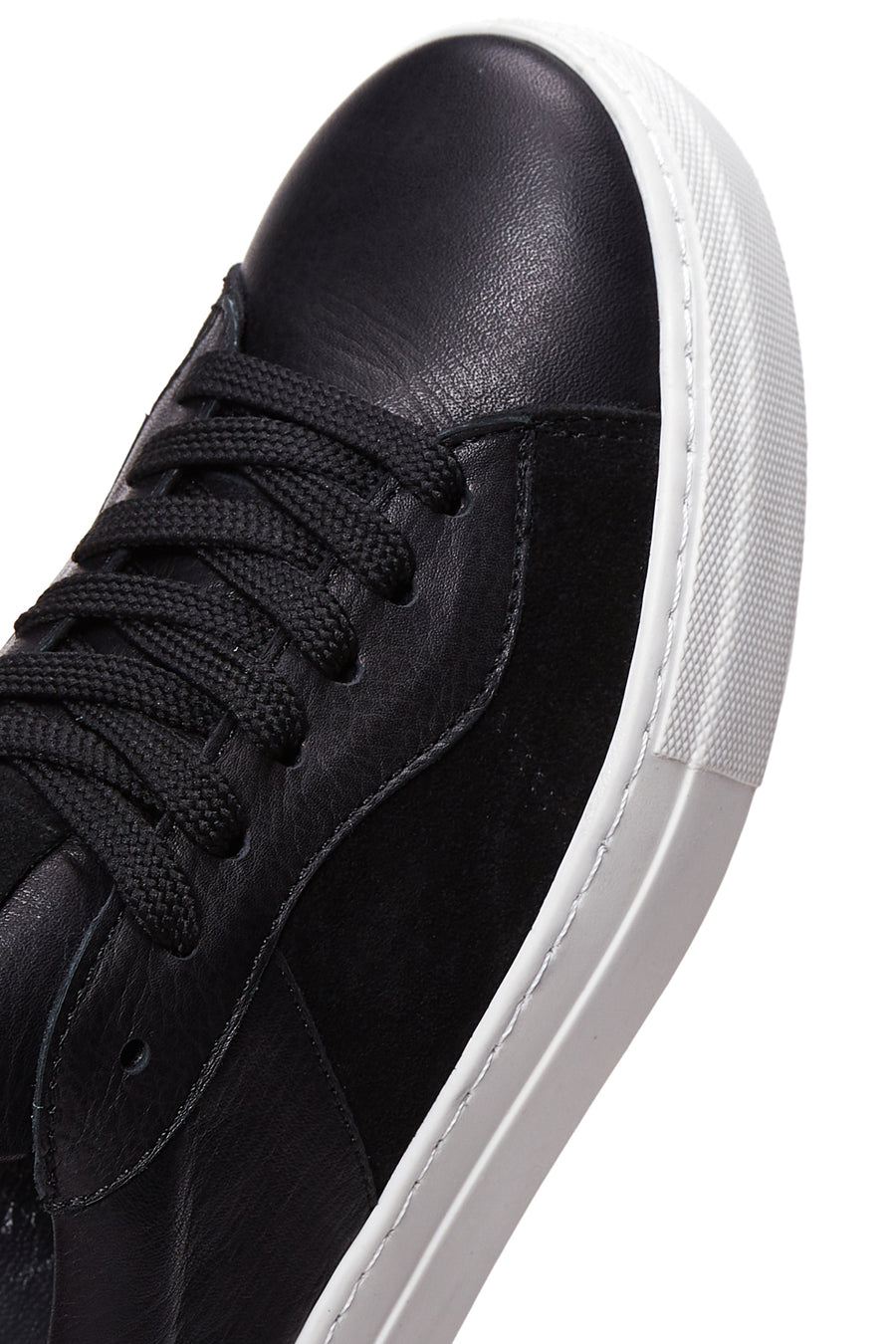 Women's Black Leather Sneaker