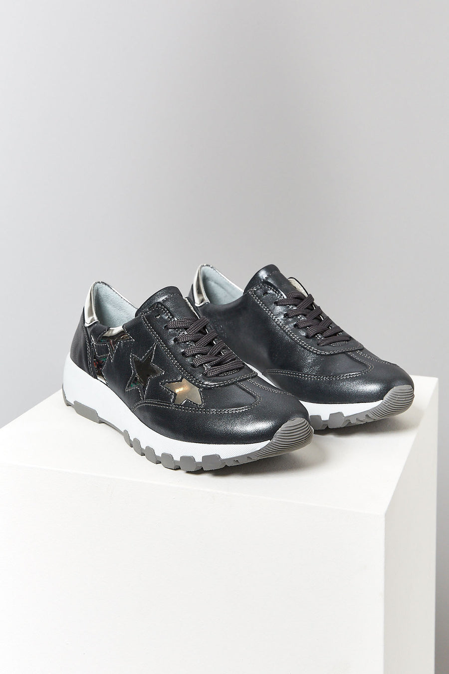 Star Detailed Women's Sports Shoes